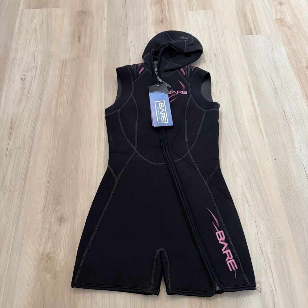 Bare 5MM sleeveless Wetsuit Shorty With Hood Size 10 Black And Pink Scuba Dive